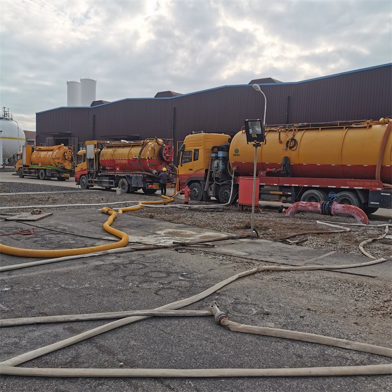 林西污水池清理